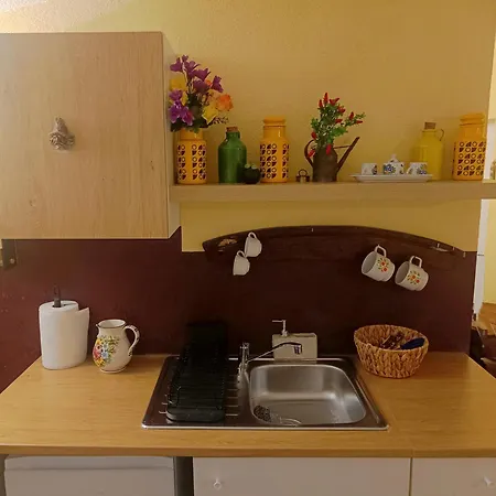Lo Del Borgo شقة